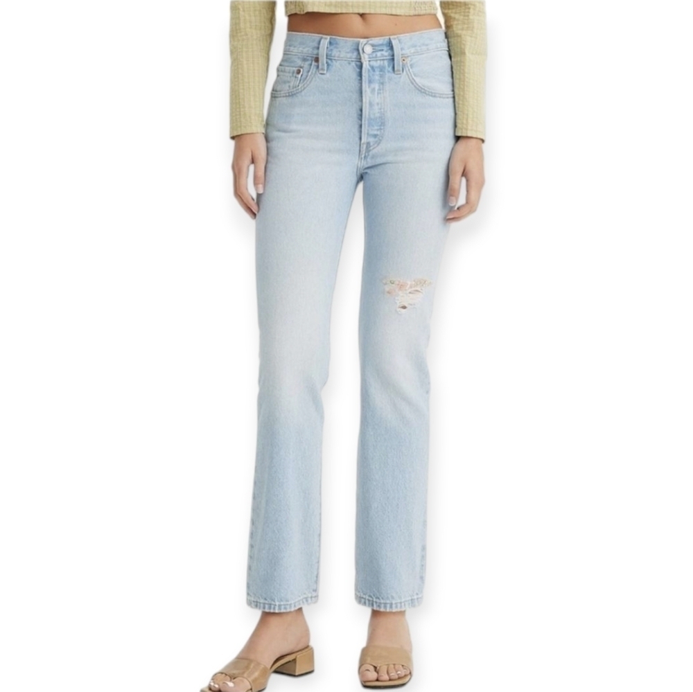 Levi's 501 Jeans Straight Leg 150th Anniversary Embroidered She's Crafty Wash 25